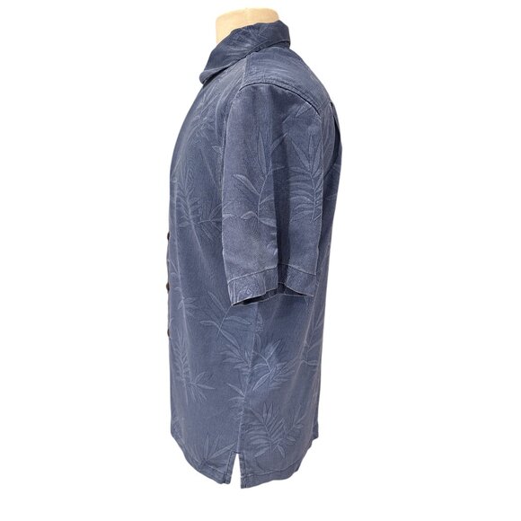 Tommy Bahama Mens Blue Textured Leaf Print Short Sleeve Button-Up Shirt - Picture 2 of 12